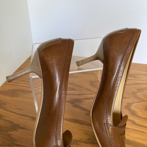 TODS Leather Penny Loafer Style Pump with Kitten Heel Women's Size 41 / US 11 - Picture 5 of 12